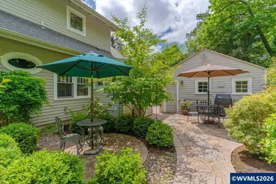 635 Church St SE, Salem, OR 97301 - Photo 40
