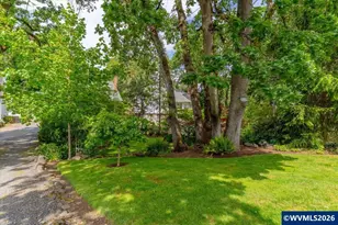635 Church St SE, Salem, OR 97301 - Photo 44