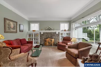 635 Church St SE, Salem, OR 97301 - Photo 10