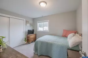 208 NW Lewisburg Ave, Corvallis, OR 97330 - Photo 22