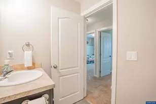 191 E Jadon Dr, Lebanon, OR 97355 - Photo 24