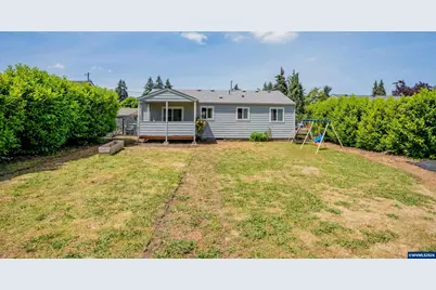 153 S 6th St, Lebanon, OR 97355 - Photo 2