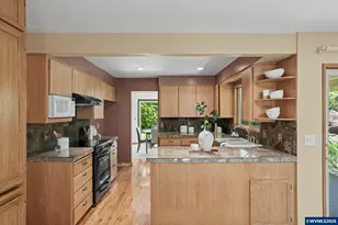 3590 Elderberry Dr S, Salem, OR 97302 - Photo 16