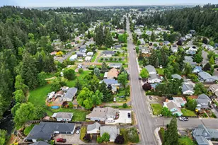 1148 S Water St, Silverton, OR 97381 - Photo 30