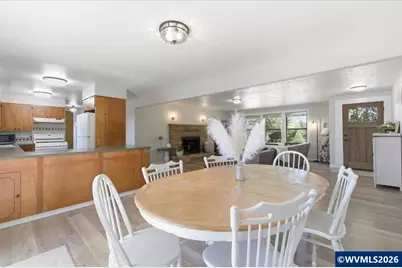 2832 NW Oak Grove Dr, Albany, OR 97321 - Photo 14