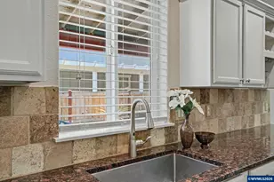 1032 Canal Av SE, Albany, OR 97322 - Photo 12