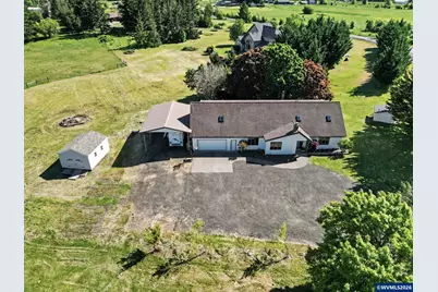 1753 Wooded Knolls Dr, Philomath, OR 97370 - Photo 2