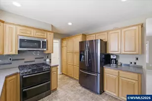 1290 Prairie Grass Ave NE, Keizer, OR 97303 - Photo 16