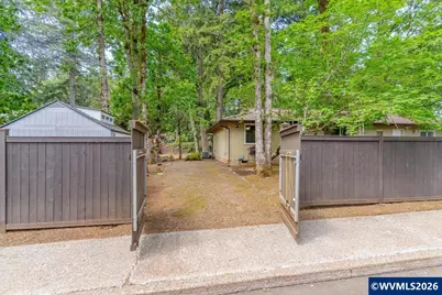 1724 Jordan Dr S, Salem, OR 97302 - Photo 48