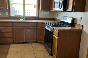 3273 Monroe Ave NE, Salem, OR 97301 - Photo 4
