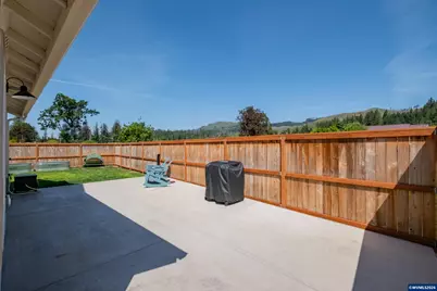 123 Sorbin Av E, Gates, OR 97346 - Photo 32