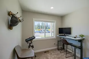123 Sorbin Av E, Gates, OR 97346 - Photo 6