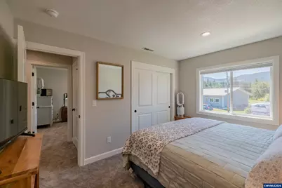 123 Sorbin Av E, Gates, OR 97346 - Photo 26