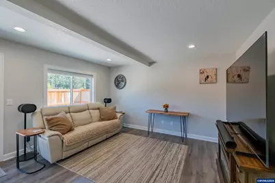 123 Sorbin Av E, Gates, OR 97346 - Photo 10
