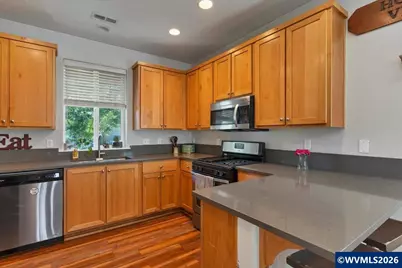 1305 Glacier View St SE, Salem, OR 97317 - Photo 6