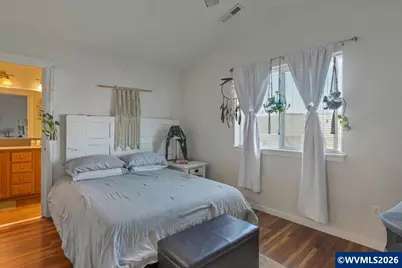 1305 Glacier View St SE, Salem, OR 97317 - Photo 20