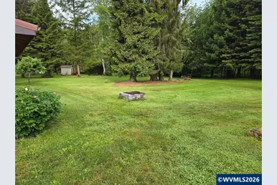 1045 N River Dr, Sweet Home, OR 97386 - Photo 20