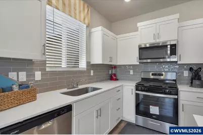 4881 Planet Av NE, Salem, OR 97305 - Photo 28