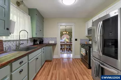 855 20th St NE, Salem, OR 97301 - Photo 24