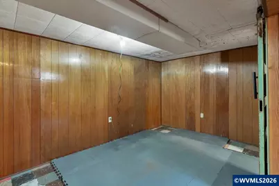 855 20th St NE, Salem, OR 97301 - Photo 38