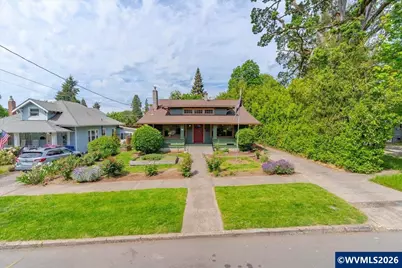 855 20th St NE, Salem, OR 97301 - Photo 2