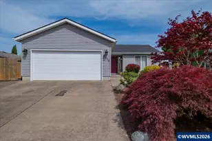 2713 S 12th St, Lebanon, OR 97355 - Photo 2