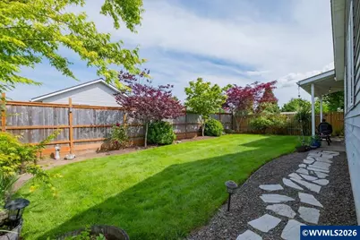 2713 S 12th St, Lebanon, OR 97355 - Photo 42