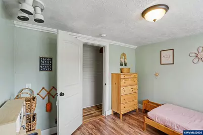 295 10th St, Lyons, OR 97358 - Photo 22