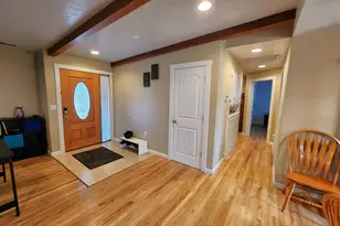 810 Ivy Way NE, Keizer, OR 97303 - Photo 2