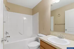 4933 Periwinkle Dr NE, Salem, OR 97301 - Photo 20