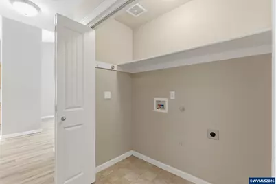 4933 Periwinkle Dr NE, Salem, OR 97301 - Photo 18