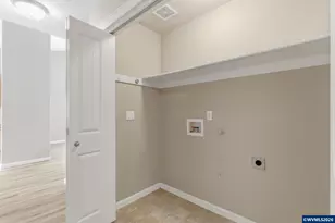 4933 Periwinkle Dr NE, Salem, OR 97301 - Photo 18