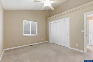 4933 Periwinkle Dr NE, Salem, OR 97301 - Photo 26