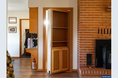 1215 E College St, Mount Angel, OR 97362 - Photo 30