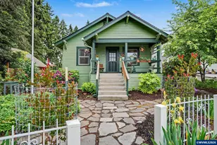 824 Chadwick St, Silverton, OR 97381 - Photo 1