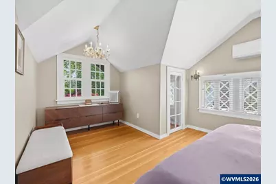 810 N Water St, Silverton, OR 97381 - Photo 26