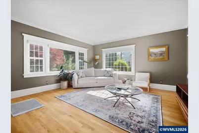 810 N Water St, Silverton, OR 97381 - Photo 6