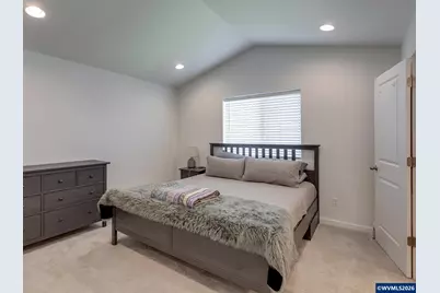 1819 SE Blueberry St, Dallas, OR 97338 - Photo 16