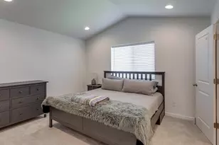1819 SE Blueberry St, Dallas, OR 97338 - Photo 16