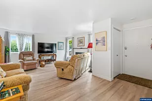 634 30th Av SE, Albany, OR 97322 - Photo 6