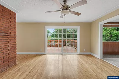 4094 Barrett St S, Salem, OR 97302 - Photo 8