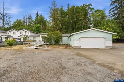 1485 E Santiam St, Stayton, OR 97383 - Photo 1