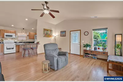 1737 13th Av SW, Albany, OR 97321 - Photo 12