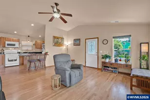 1737 13th Av SW, Albany, OR 97321 - Photo 12