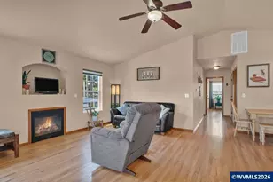 1737 13th Av SW, Albany, OR 97321 - Photo 8