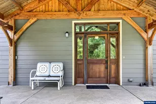 5714 Crooked Finger Rd NE, Scotts Mills, OR 97375 - Photo 4