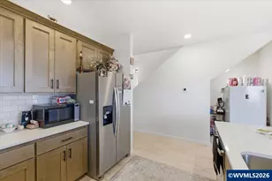 948 Laurel Pl, Silverton, OR 97381 - Photo 20