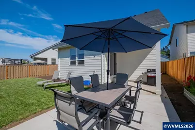 948 Laurel Pl, Silverton, OR 97381 - Photo 42