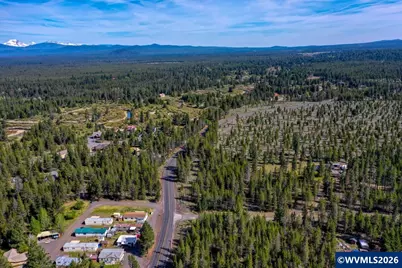 54592 Huntington Rd, Bend, OR 97707 - Photo 24