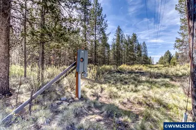 54592 Huntington Rd, Bend, OR 97707 - Photo 10